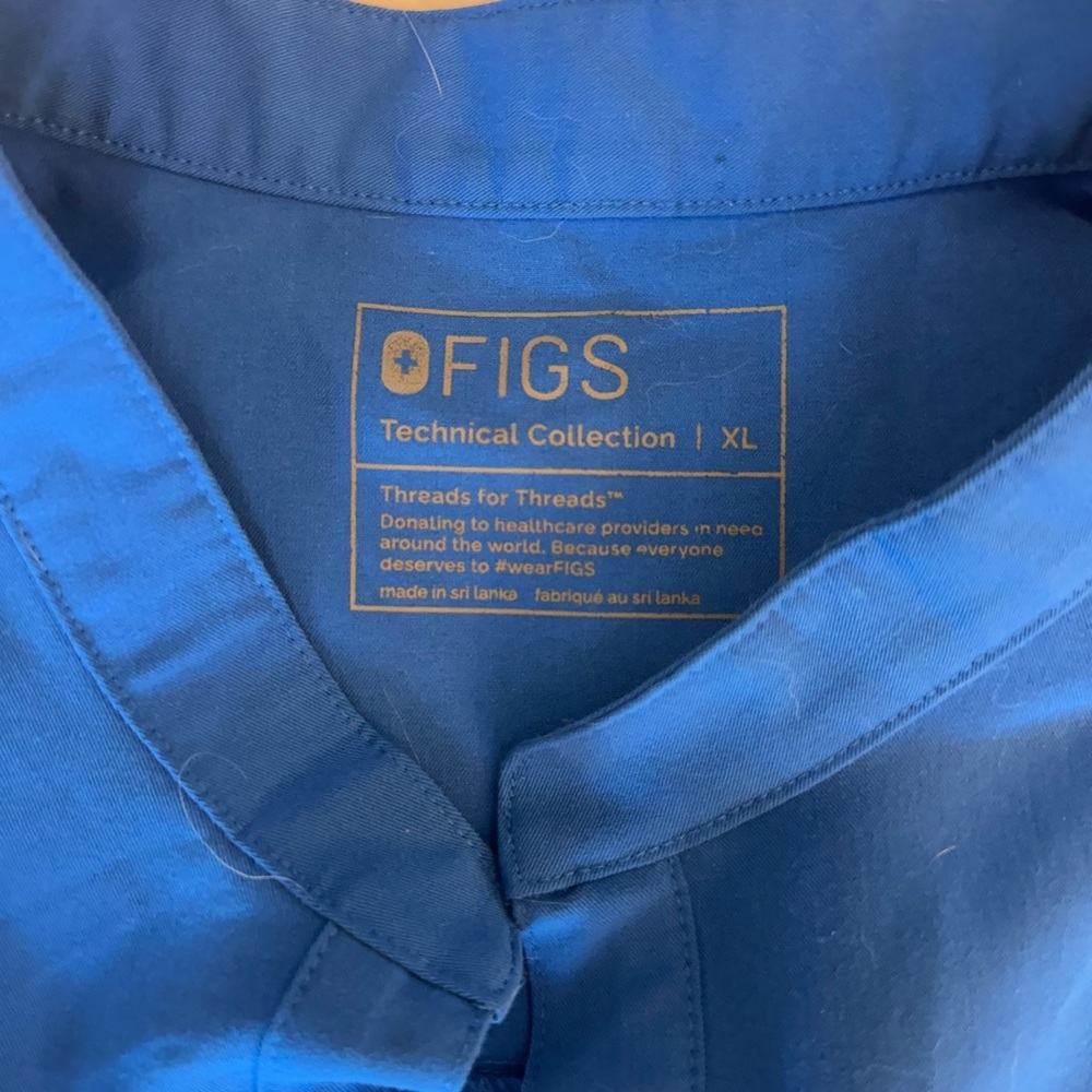 Figs Rafaela Royal Blue Sleeveless Scrub Top - Picture 3 of 3